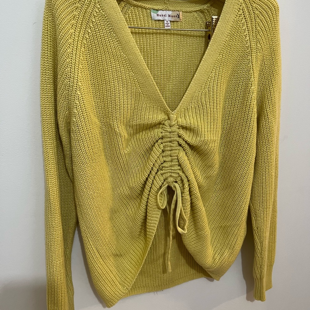 Hazel Moon Ruched Sweater - Picture 5 of 5